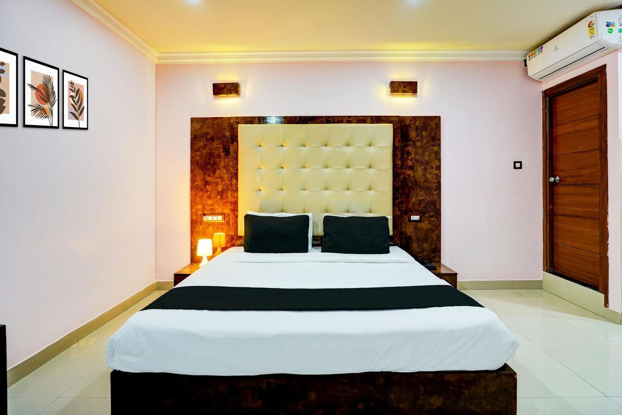 Super Townhouse Mg Road Near Commercial Street بنغالور المظهر الخارجي الصورة